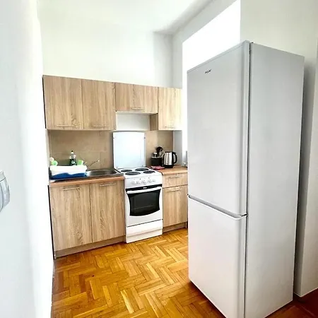 1 Dla 6 Osob דירה